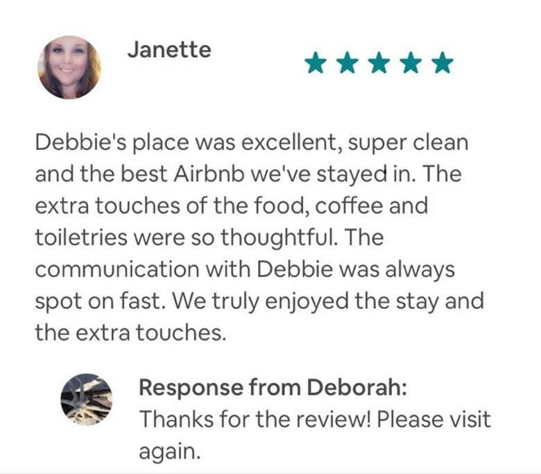 Debbie'S 3-Bedroom Apartment In A Duplex ケープコーラル エクステリア 写真